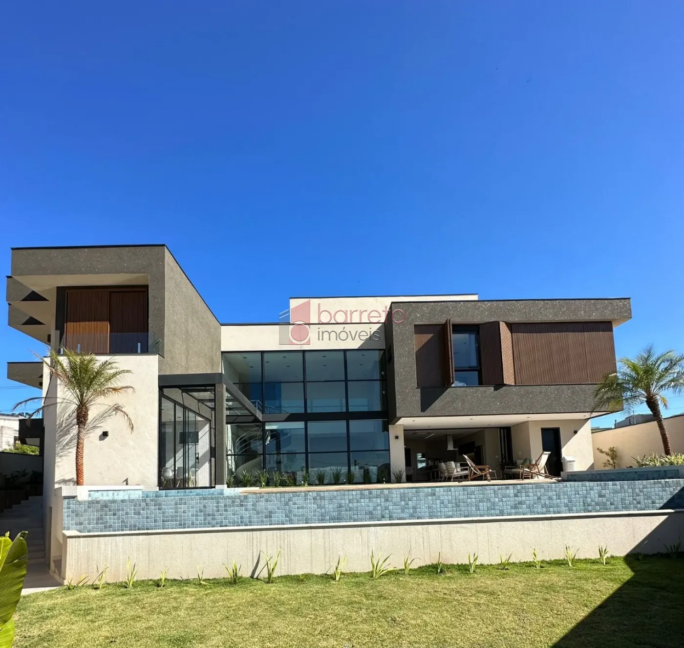 CASA SOBRADO COM 05 SUÍTES À VENDA NO CONDOMÍNIO JARDIM ATENAS – JARDIM SANTA TERESA EM JUNDIAÍ/SP