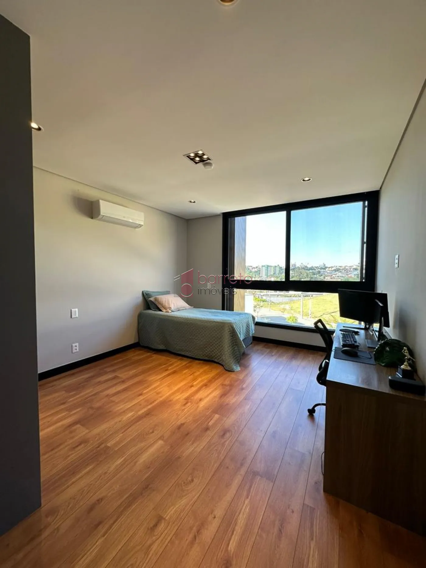 CASA SOBRADO COM 05 SUÍTES À VENDA NO CONDOMÍNIO JARDIM ATENAS – JARDIM SANTA TERESA EM JUNDIAÍ/SP