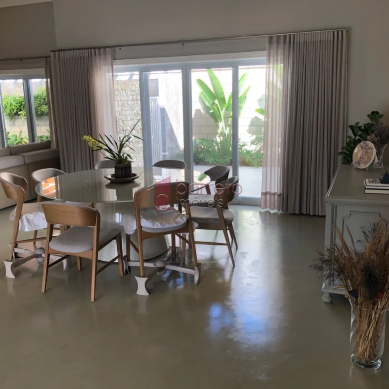 CASA PARA VENDA NO CONDOMÍNIO TERRAS DE SÃO CARLOS – JUNDIAÍ/SP