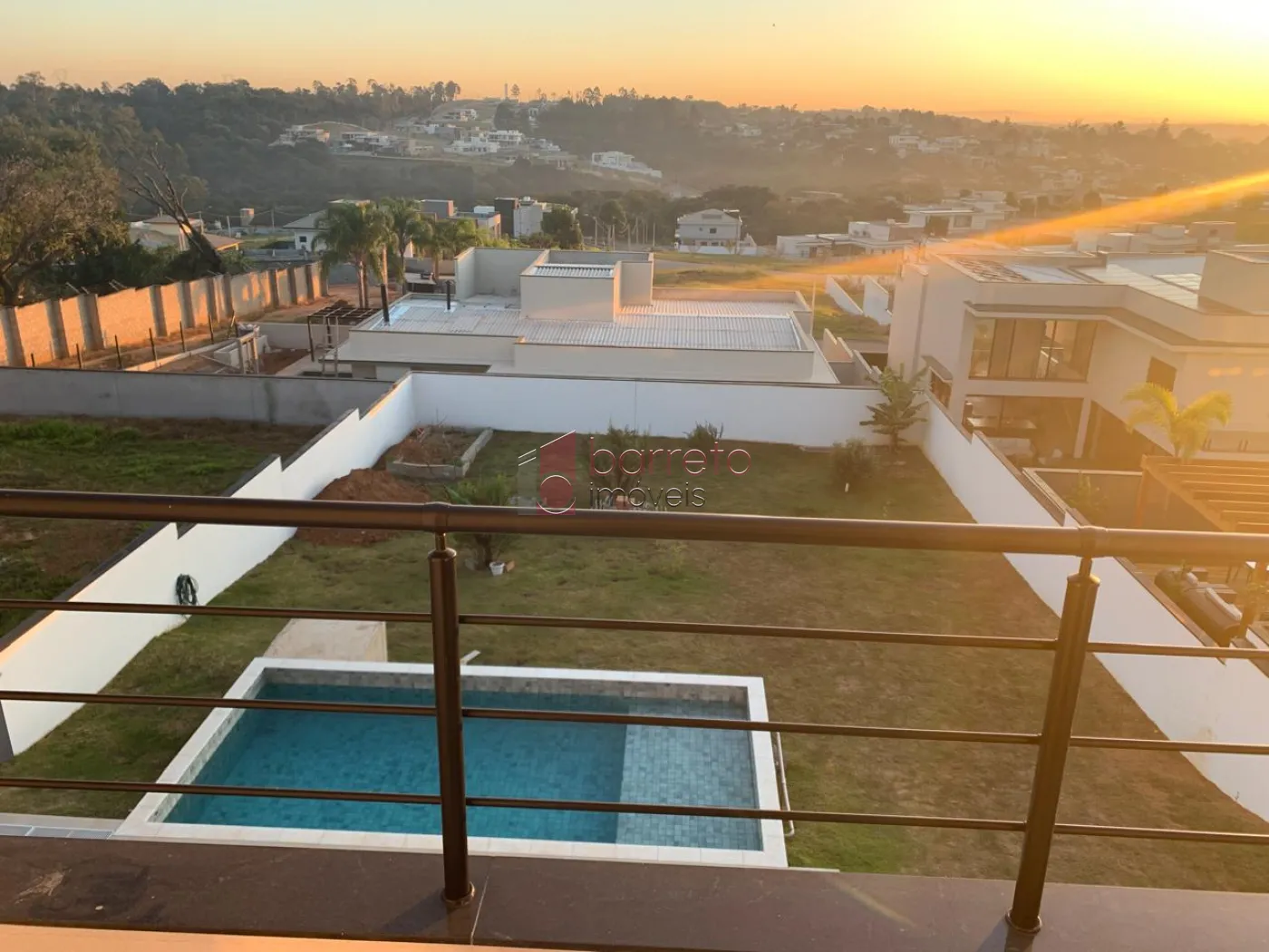 CASA À VENDA NO CONDOMÍNIO TERRAS DE ALVORADA EM JUNDIAÍ/SP