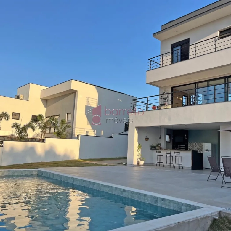 CASA À VENDA NO CONDOMÍNIO TERRAS DE ALVORADA EM JUNDIAÍ/SP