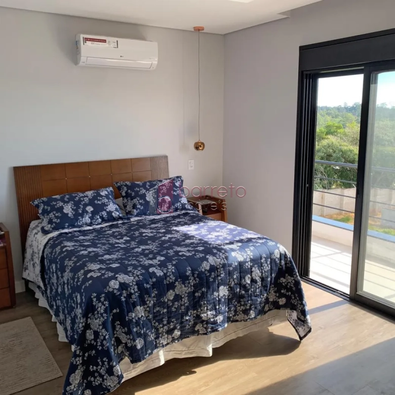 CASA À VENDA NO CONDOMÍNIO TERRAS DE ALVORADA EM JUNDIAÍ/SP