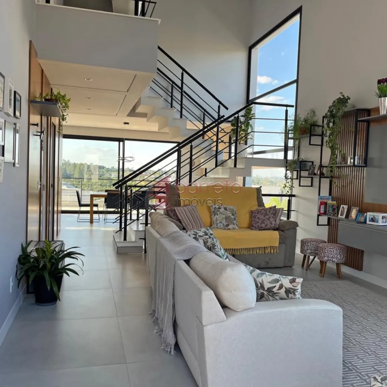 CASA À VENDA NO CONDOMÍNIO TERRAS DE ALVORADA EM JUNDIAÍ/SP