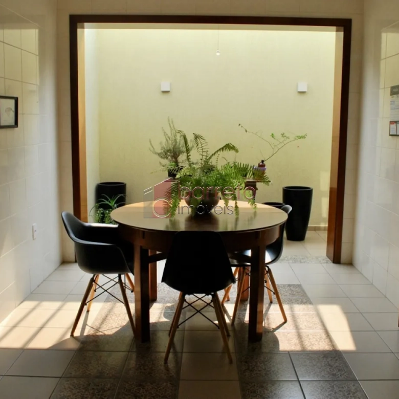 CASA À VENDA NO JARDIM SAMAMBAIA – JUNDIAÍ/SP