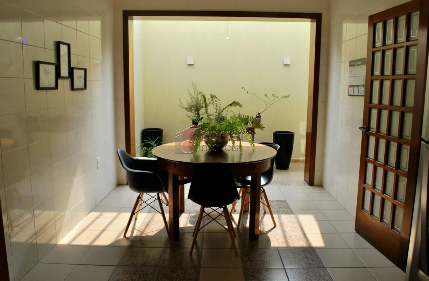 CASA À VENDA NO JARDIM SAMAMBAIA – JUNDIAÍ/SP