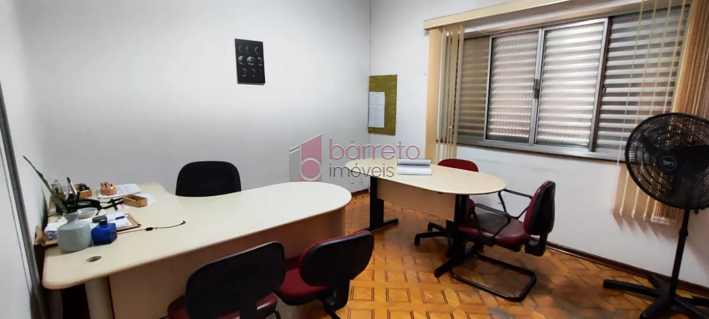 CASA COMERCIAL À VENDA NO JARDIM PITANGUEIRAS – JUNDIAÍ/SP