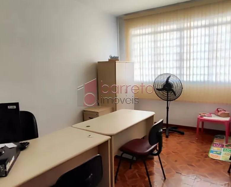 CASA COMERCIAL À VENDA NO JARDIM PITANGUEIRAS – JUNDIAÍ/SP