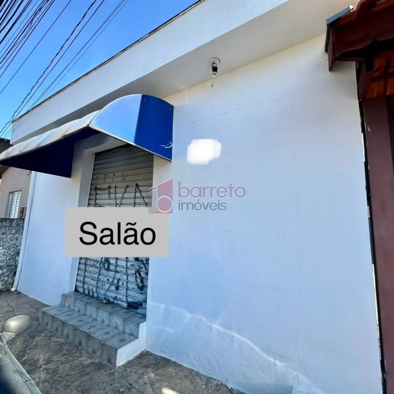 IMÓVEL COM 04 CASAS E UM SALÃO COMERCIAL À VENDA NA VILA JUNDIAINÓPOLIS – JUNDIAÍ/SP