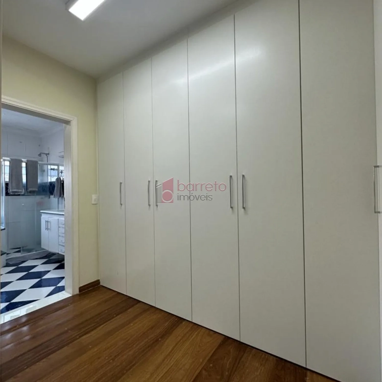 SOBRADO COM 05 QUARTOS À VENDA NO CONDOMÍNIO QUINTA DA MALOTA II EM JUNDIAÍ/SP