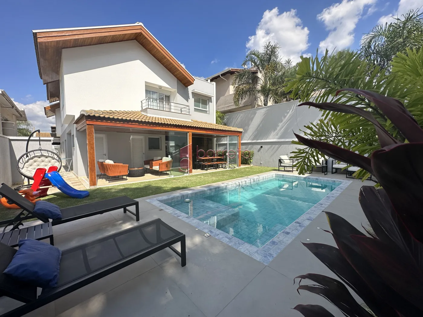 SOBRADO À VENDA COM 5 QUARTOS – QUINTA DA MALOTA – JUNDIAÍ/SP