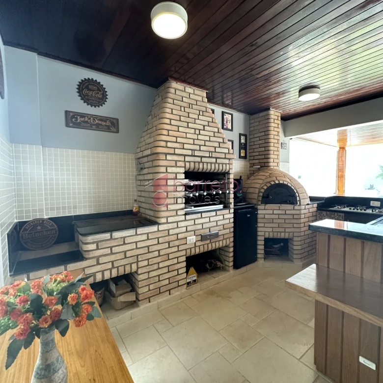 SOBRADO À VENDA COM 5 QUARTOS – QUINTA DA MALOTA – JUNDIAÍ/SP
