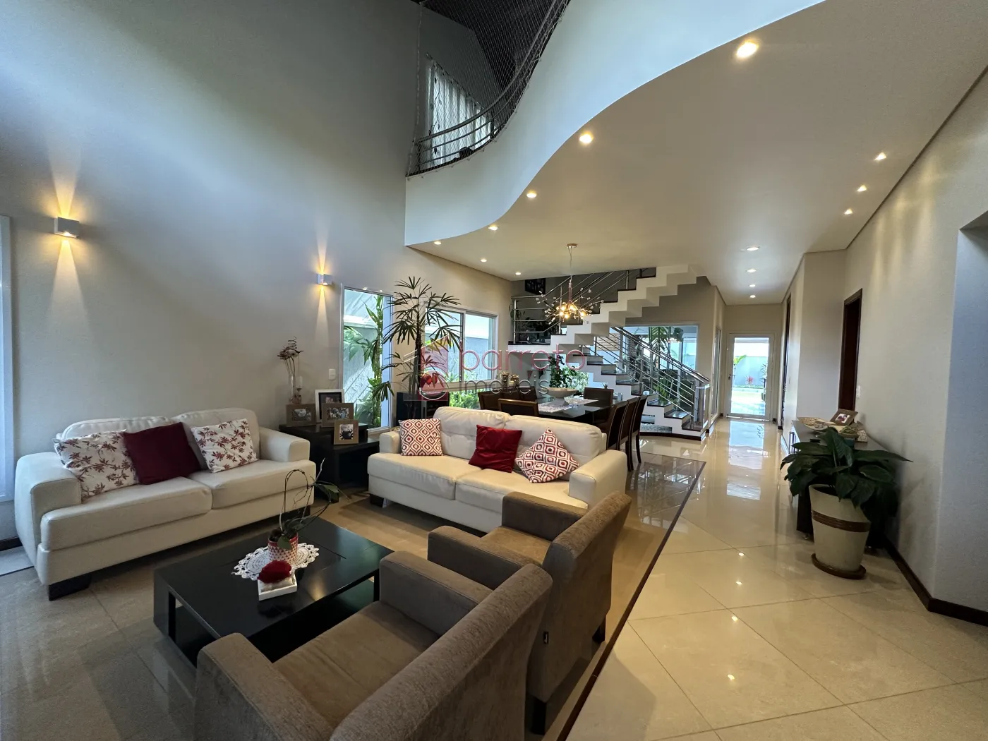 SOBRADO À VENDA COM 5 QUARTOS – QUINTA DA MALOTA – JUNDIAÍ/SP
