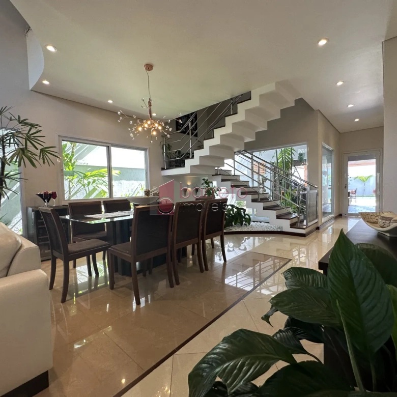 SOBRADO À VENDA COM 5 QUARTOS – QUINTA DA MALOTA – JUNDIAÍ/SP