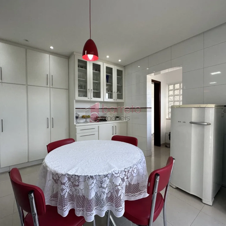 SOBRADO À VENDA COM 5 QUARTOS – QUINTA DA MALOTA – JUNDIAÍ/SP