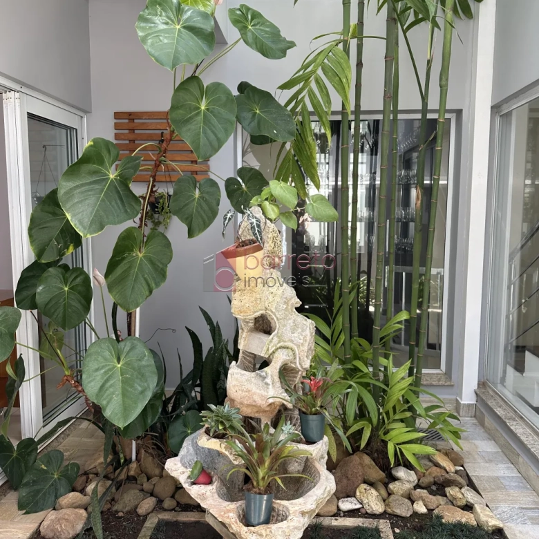SOBRADO À VENDA COM 5 QUARTOS – QUINTA DA MALOTA – JUNDIAÍ/SP