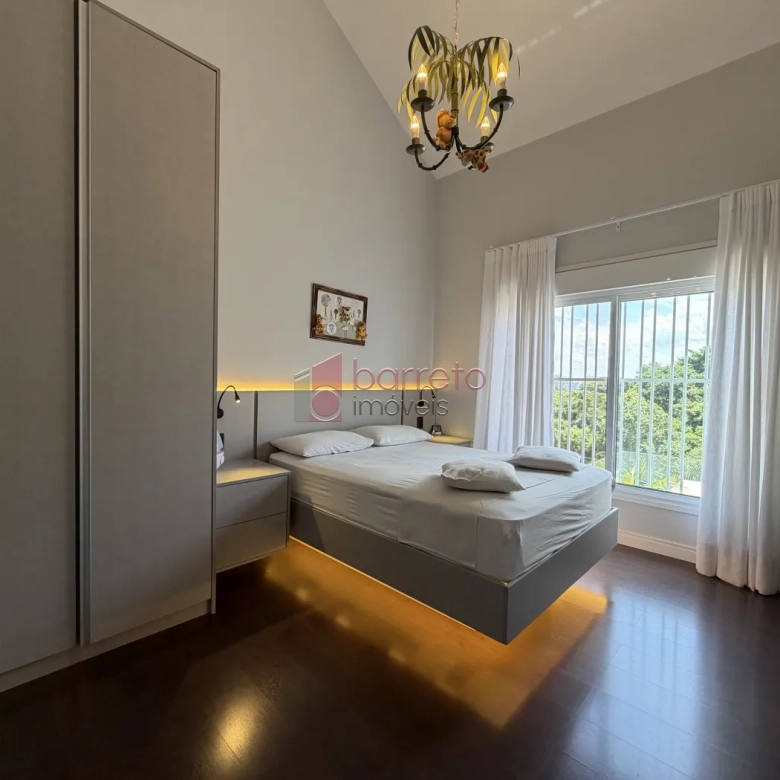 SOBRADO À VENDA COM 5 QUARTOS – QUINTA DA MALOTA – JUNDIAÍ/SP
