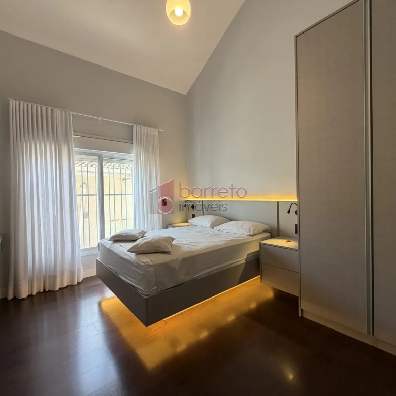 SOBRADO À VENDA COM 5 QUARTOS – QUINTA DA MALOTA – JUNDIAÍ/SP