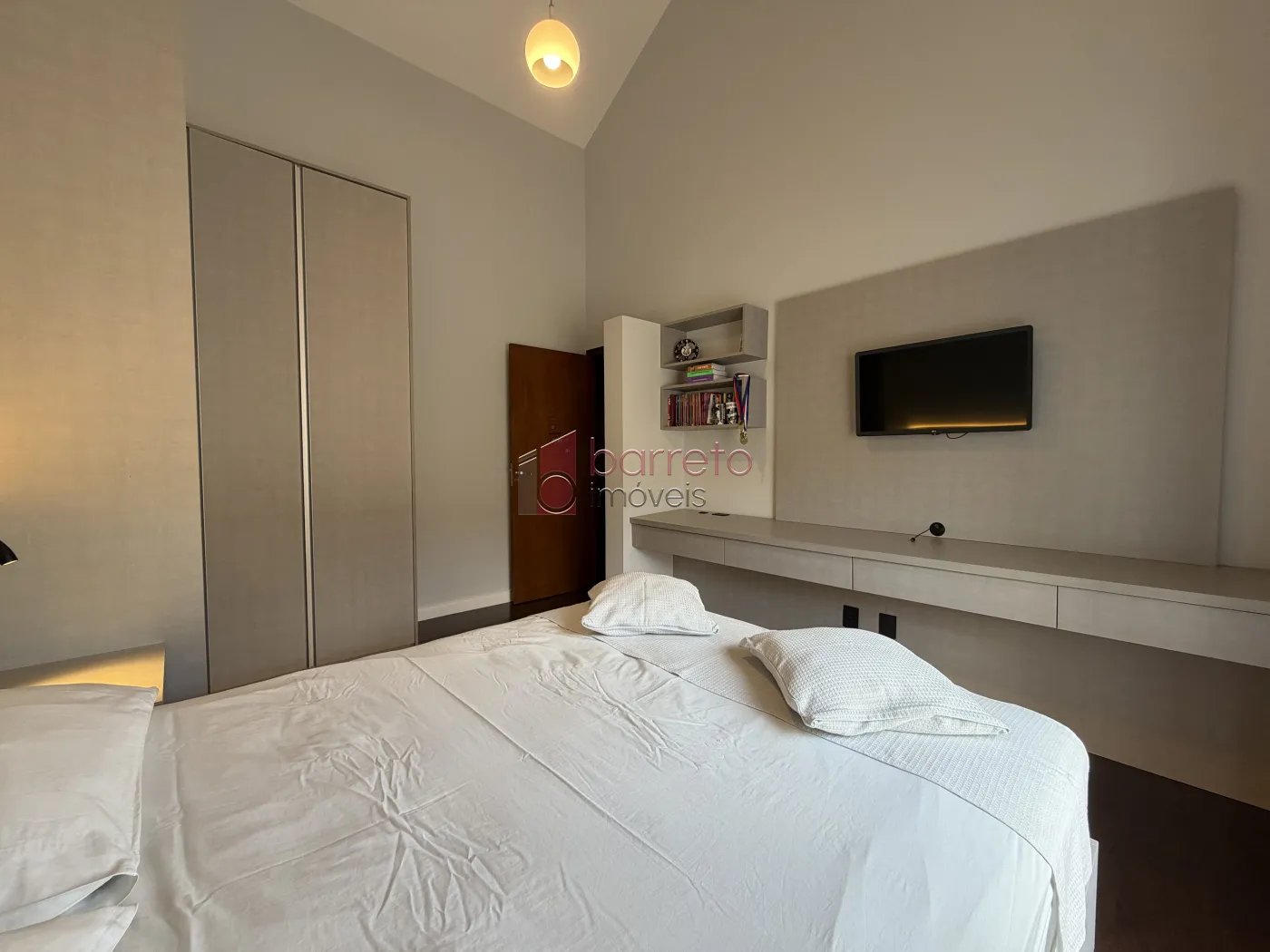 SOBRADO À VENDA COM 5 QUARTOS – QUINTA DA MALOTA – JUNDIAÍ/SP