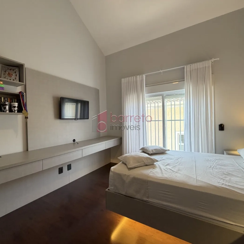 SOBRADO À VENDA COM 5 QUARTOS – QUINTA DA MALOTA – JUNDIAÍ/SP