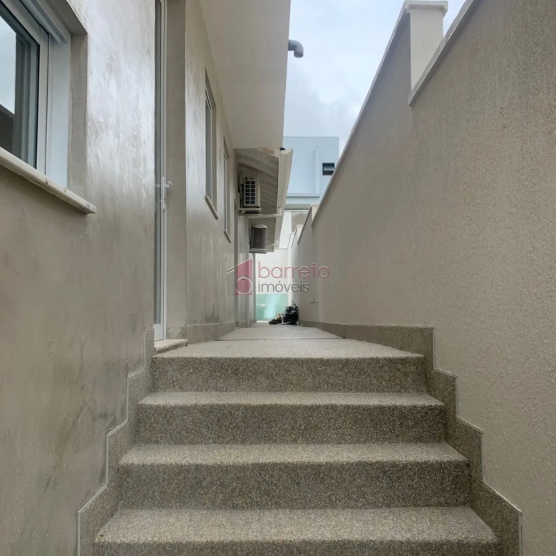 CASA À VENDA NO CONDOMÍNIO RESERVA DA SERRA EM JUNDIAÍ/SP