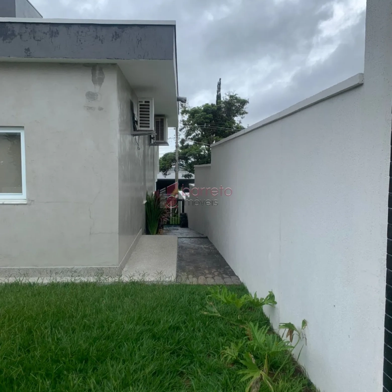 CASA À VENDA NO CONDOMÍNIO RESERVA DA SERRA EM JUNDIAÍ/SP