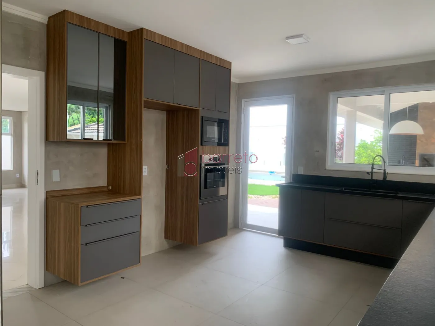 CASA À VENDA NO CONDOMÍNIO RESERVA DA SERRA EM JUNDIAÍ/SP