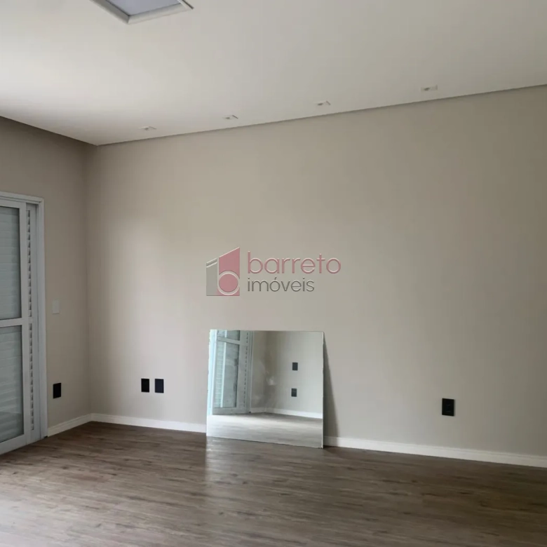 CASA À VENDA NO CONDOMÍNIO RESERVA DA SERRA EM JUNDIAÍ/SP