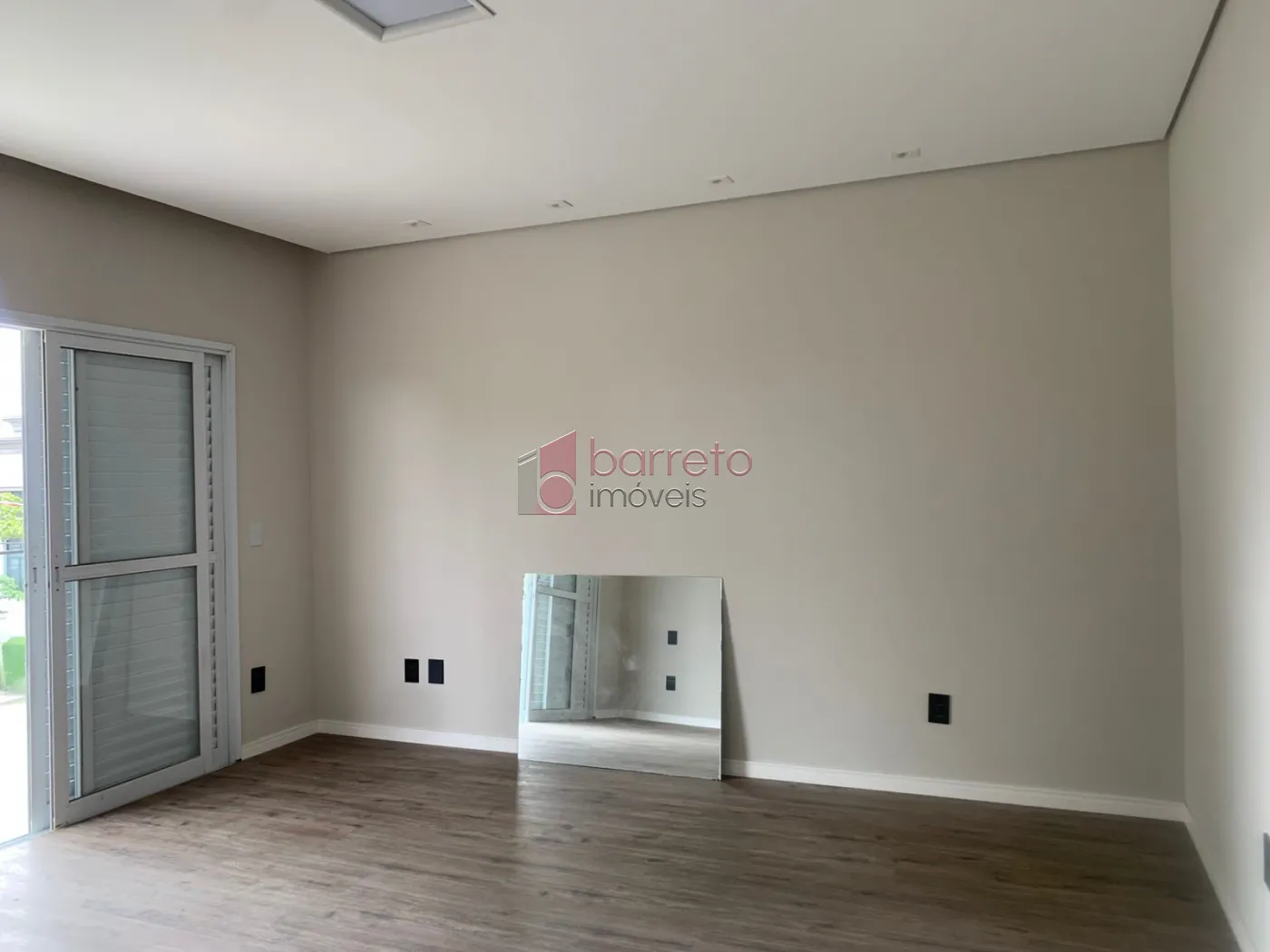 CASA À VENDA NO CONDOMÍNIO RESERVA DA SERRA EM JUNDIAÍ/SP