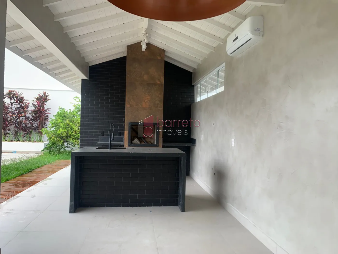 CASA À VENDA NO CONDOMÍNIO RESERVA DA SERRA EM JUNDIAÍ/SP