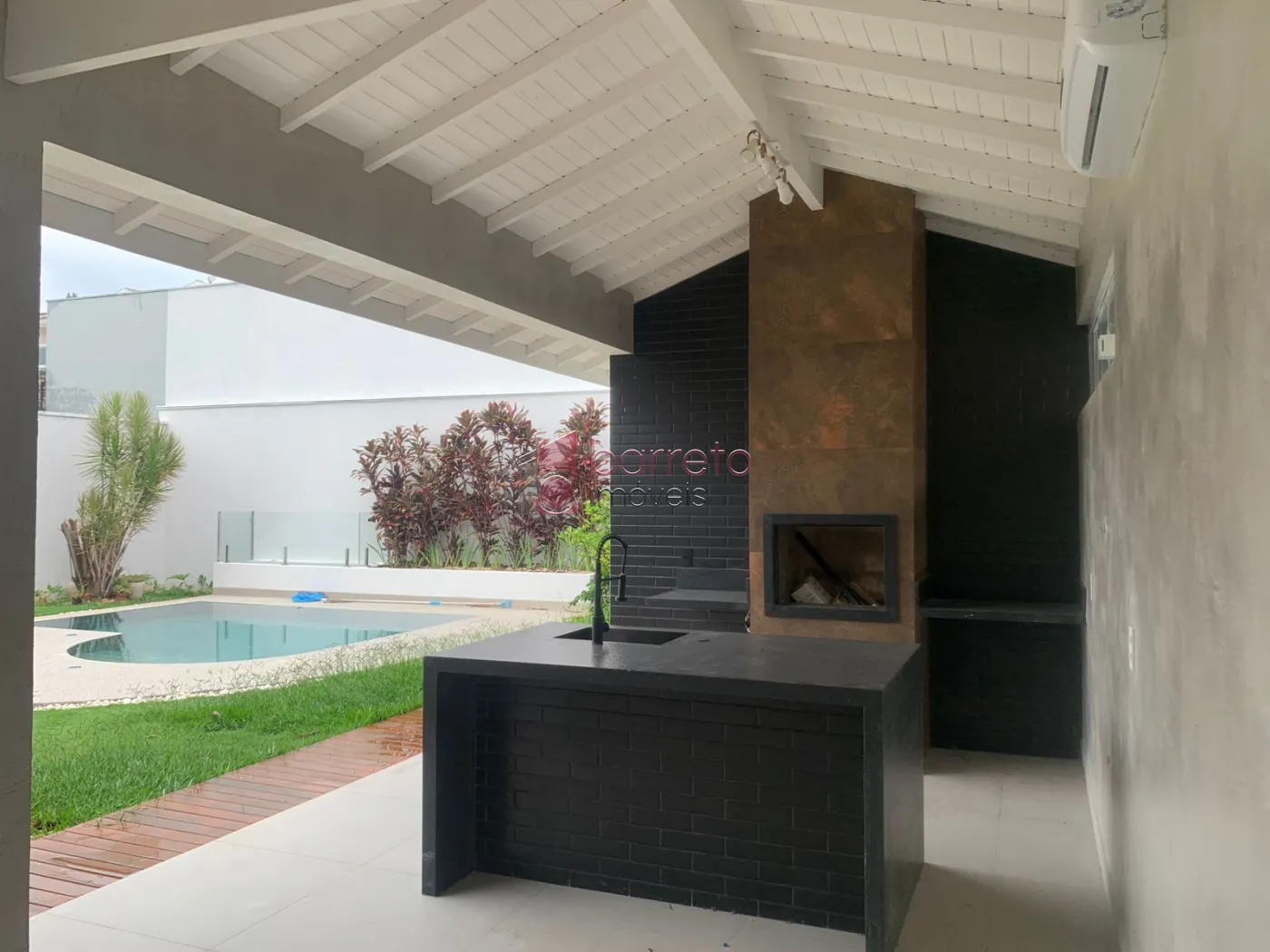 CASA À VENDA NO CONDOMÍNIO RESERVA DA SERRA EM JUNDIAÍ/SP