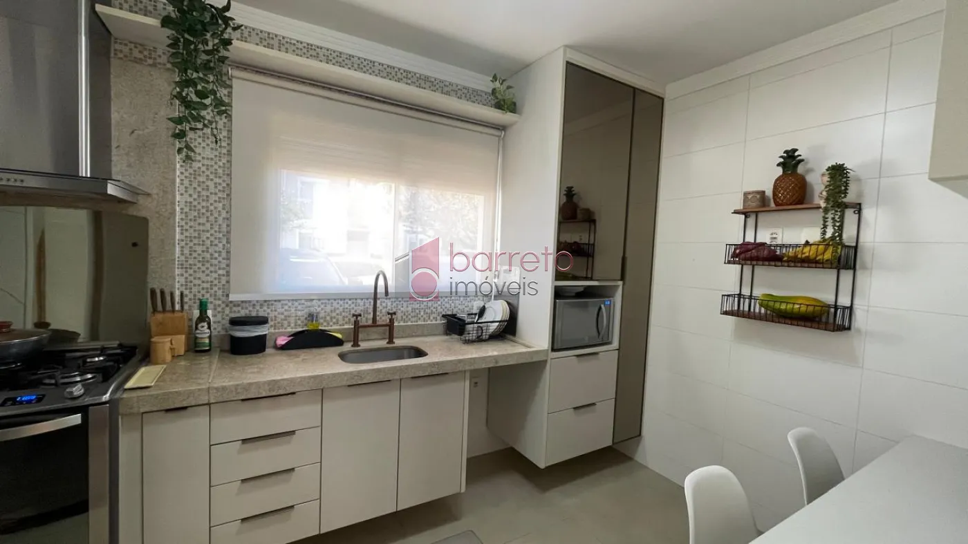 CASA COM CORREDOR À VENDA NO CONDOMÍNIO VINTAGE NO BAIRRO ENGORDADOURO EM JUNDIAÍ/SP