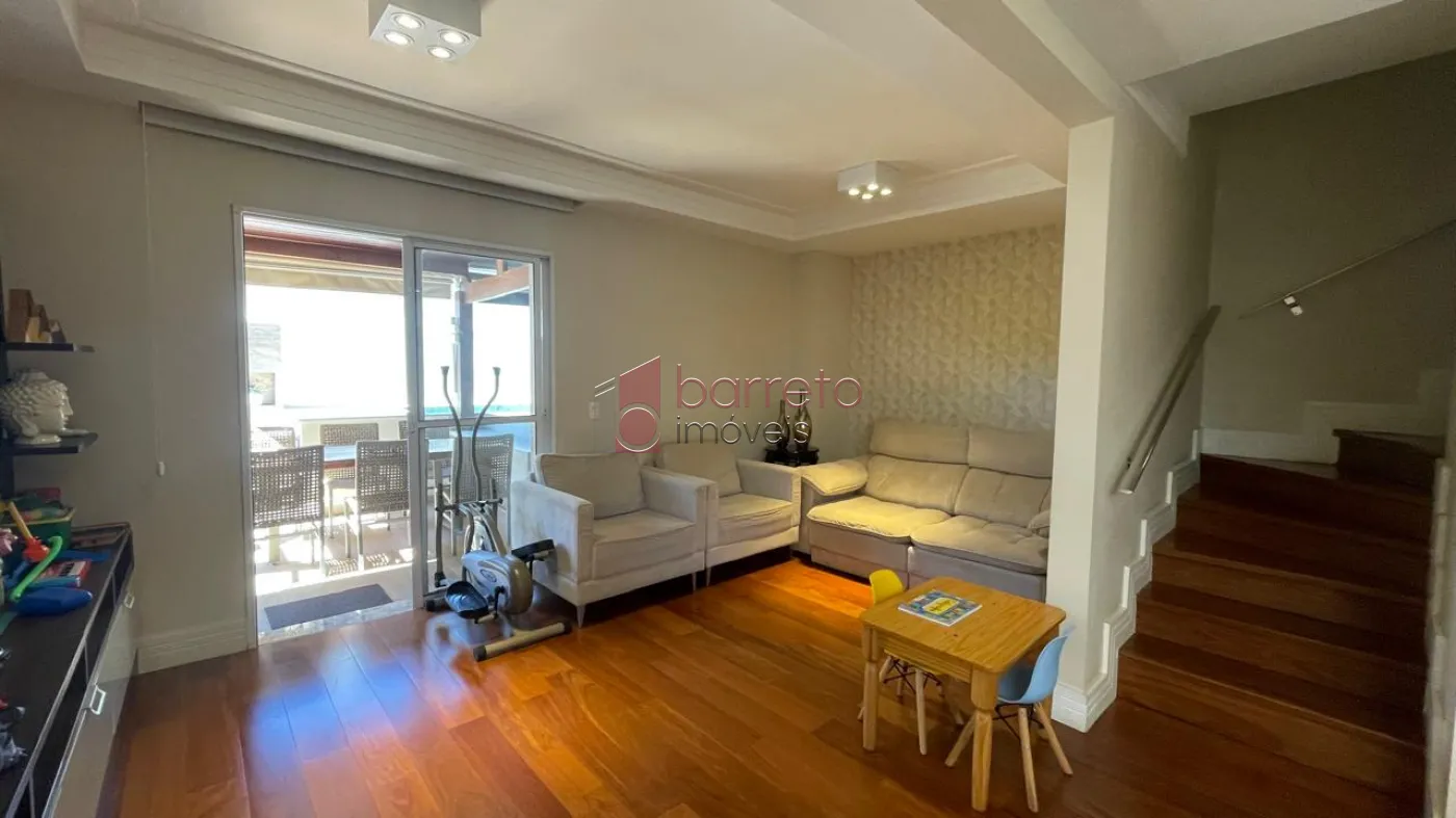 CASA COM CORREDOR À VENDA NO CONDOMÍNIO VINTAGE NO BAIRRO ENGORDADOURO EM JUNDIAÍ/SP