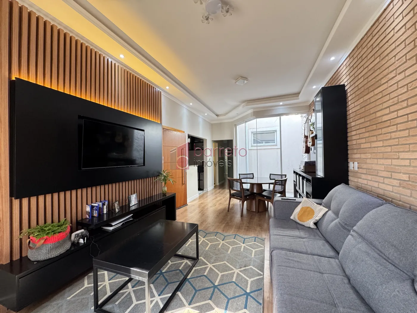 CASA TÉRREA À VENDA NO CONDOMÍNIO RESIDENCIAL DOS IPÊS – JUNDIAÍ/SP