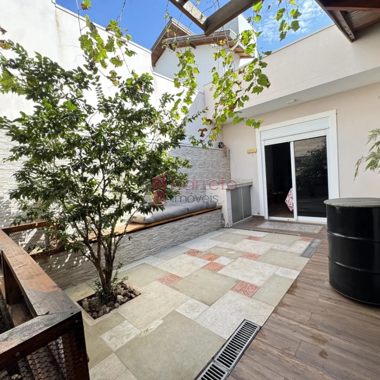 CASA TÉRREA À VENDA NO CONDOMÍNIO RESIDENCIAL DOS IPÊS – JUNDIAÍ/SP
