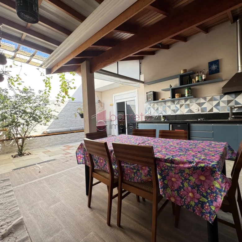 CASA TÉRREA À VENDA NO CONDOMÍNIO RESIDENCIAL DOS IPÊS – JUNDIAÍ/SP