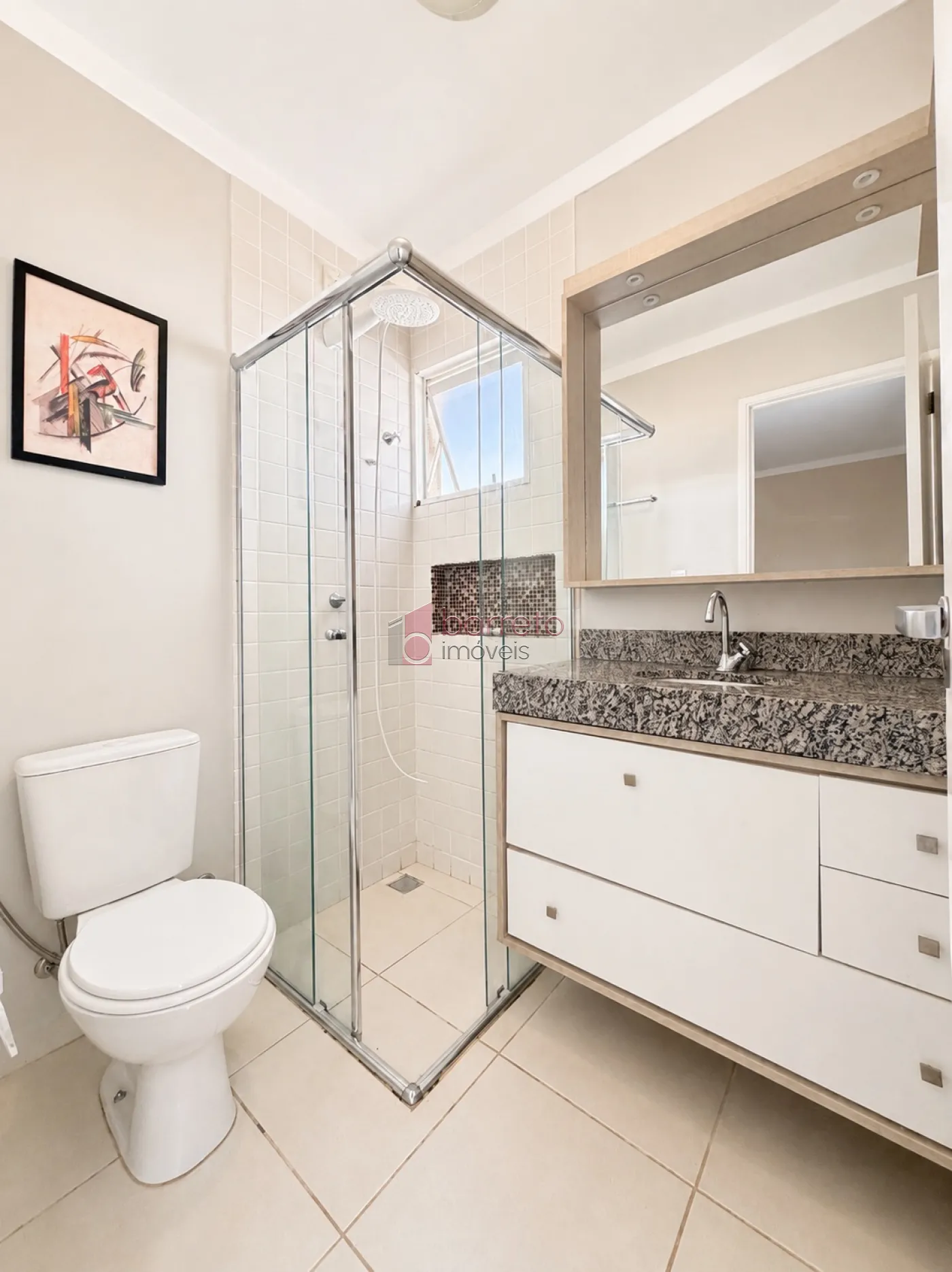 SOBRADO À VENDA – 03 QUARTOS – RESIDENCIAL THINA – JUNDIAÍ/SP