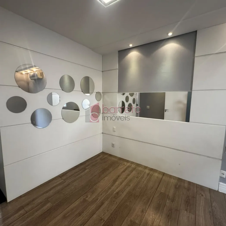 CASA TÉRREA SEMI-MOBILIADA PARA LOCAÇÃO E VENDA NO CONDOMÍNIO VILLAGE MEDEIROS – JUNDIAÍ/SP