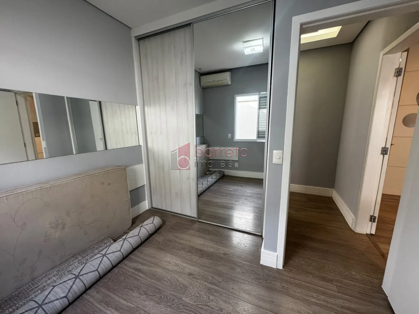 CASA TÉRREA SEMI-MOBILIADA PARA LOCAÇÃO E VENDA NO CONDOMÍNIO VILLAGE MEDEIROS – JUNDIAÍ/SP
