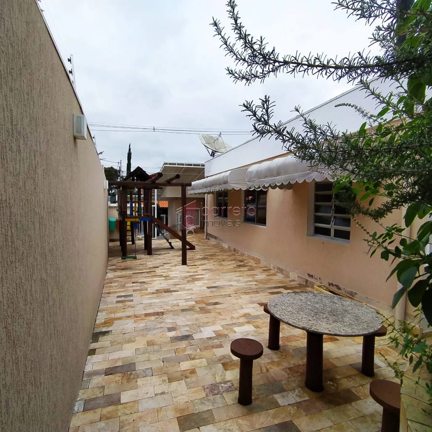 CASA À VENDA NO CONDOMÍNIO VILA ESMERALDA – JARDIM MARTINS – JUNDIAÍ/SP