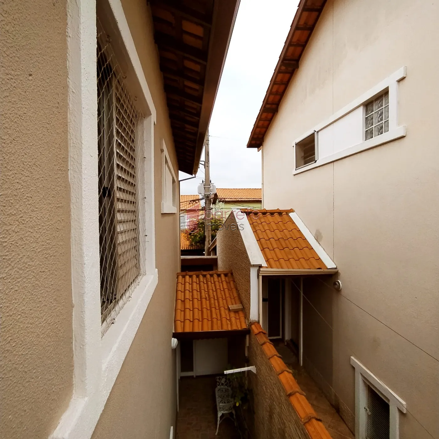 CASA À VENDA NO CONDOMÍNIO VILA ESMERALDA – JARDIM MARTINS – JUNDIAÍ/SP