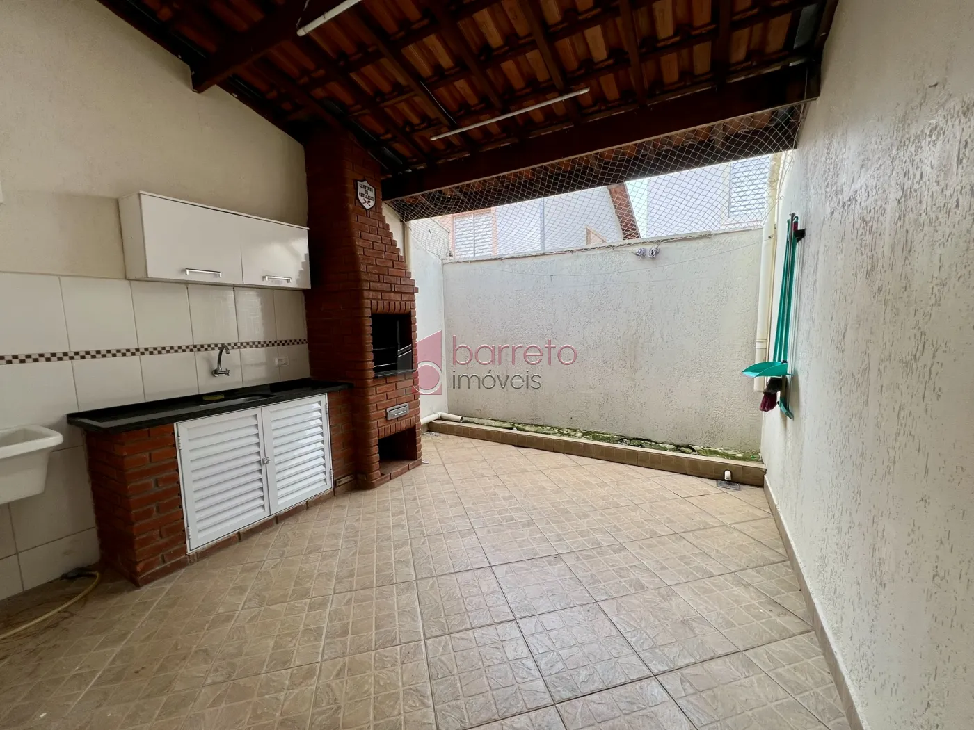 CASA À VENDA NO CONDOMÍNIO VILA RUBI EM JUNDIAÍ/SP
