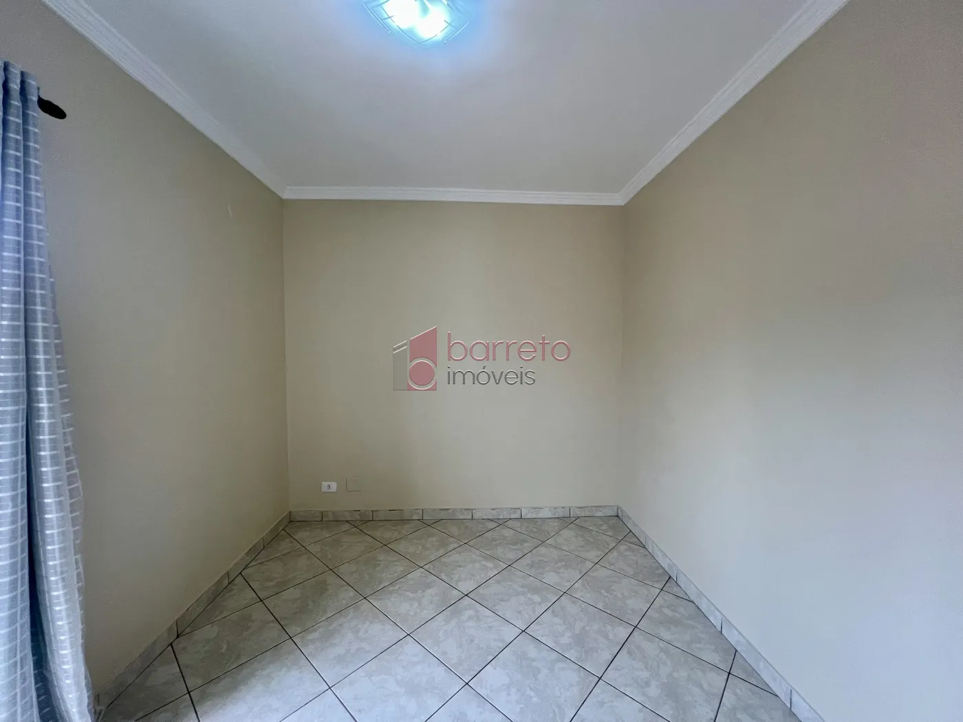 CASA À VENDA NO CONDOMÍNIO VILA RUBI EM JUNDIAÍ/SP