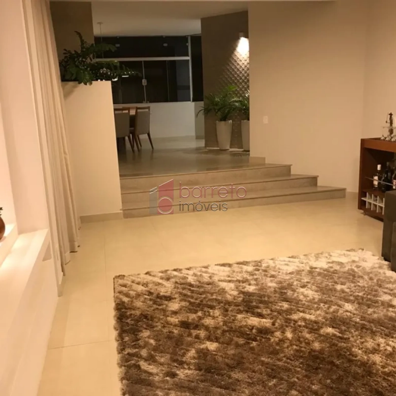 CASA À VENDA NO CONDOMÍNIO JARDIM NOVO MUNDO EM JUNDIAÍ/SP