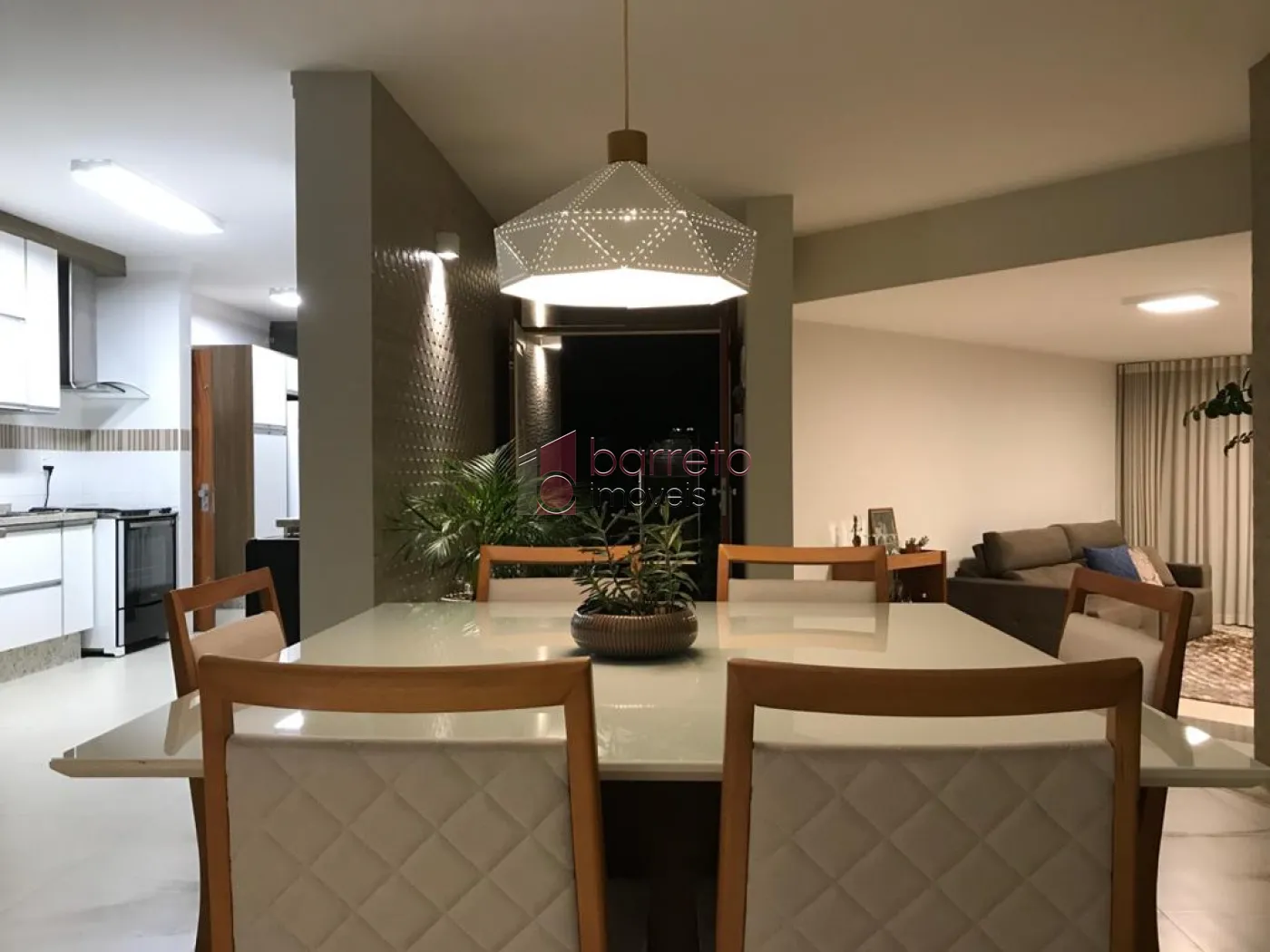CASA À VENDA NO CONDOMÍNIO JARDIM NOVO MUNDO EM JUNDIAÍ/SP