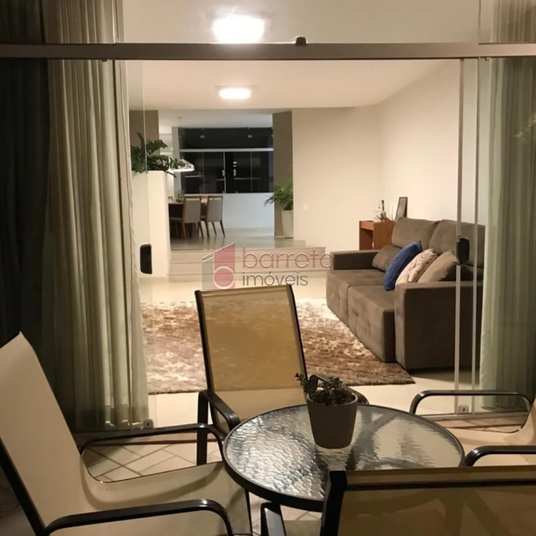 CASA À VENDA NO CONDOMÍNIO JARDIM NOVO MUNDO EM JUNDIAÍ/SP
