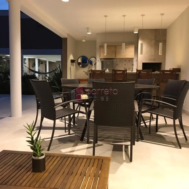 CASA À VENDA NO CONDOMÍNIO JARDIM NOVO MUNDO EM JUNDIAÍ/SP