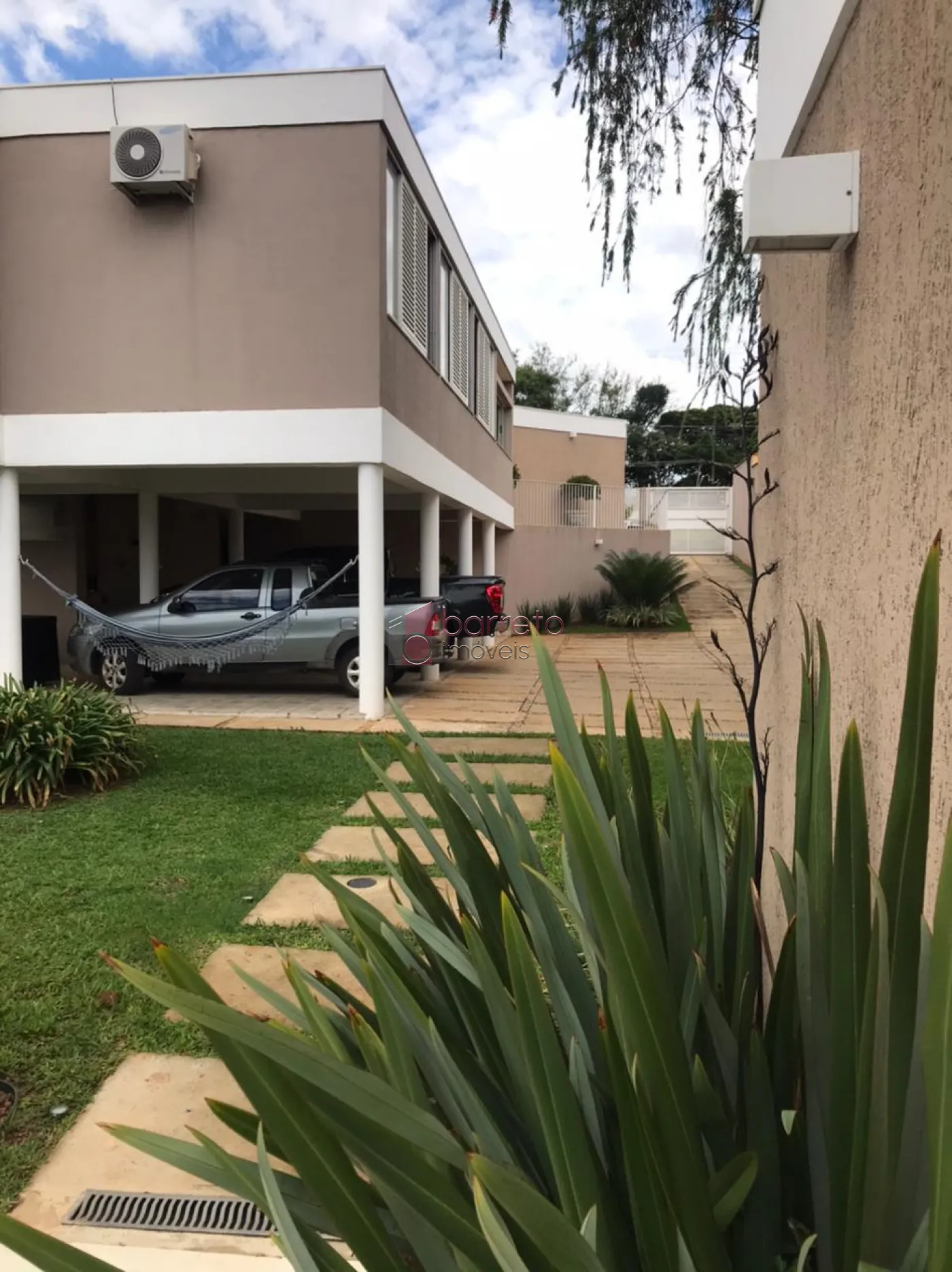 CASA À VENDA NO CONDOMÍNIO JARDIM NOVO MUNDO EM JUNDIAÍ/SP