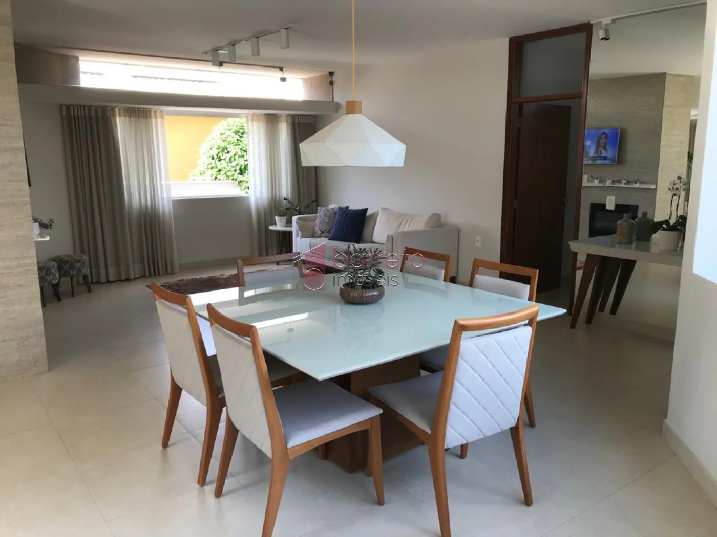 CASA À VENDA NO CONDOMÍNIO JARDIM NOVO MUNDO EM JUNDIAÍ/SP