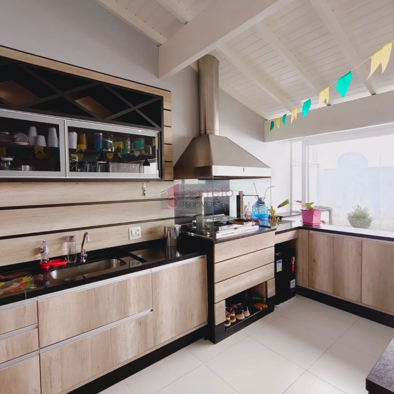 CASA À VENDA NO CONDOMÍNIO DAS ACÁCIAS NO JARDIM PAULISTA – JUNDIAI/SP