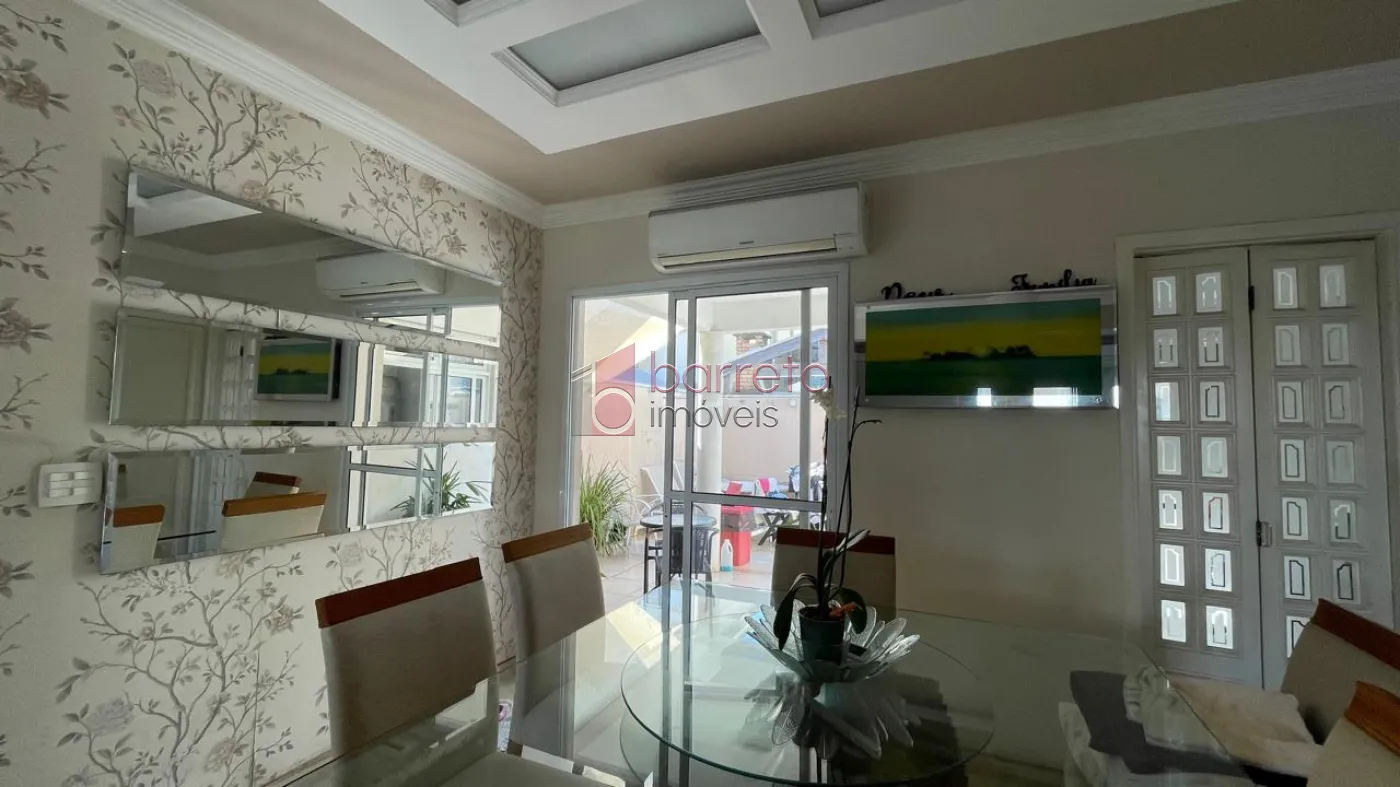 CASA À VENDA NO CONDOMÍNIO CANTO DA NATUREZA NO BAIRRO ENGORDADOURO EM JUNDIAÍ/SP